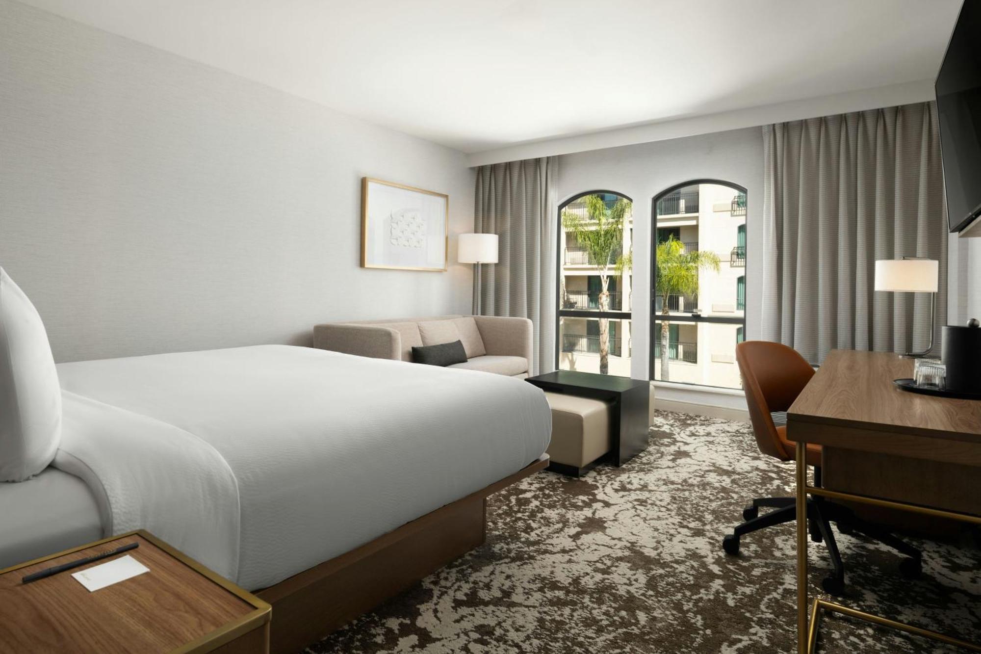 Courtyard By Marriott Los Angeles Pasadena Old Town Exterior foto
