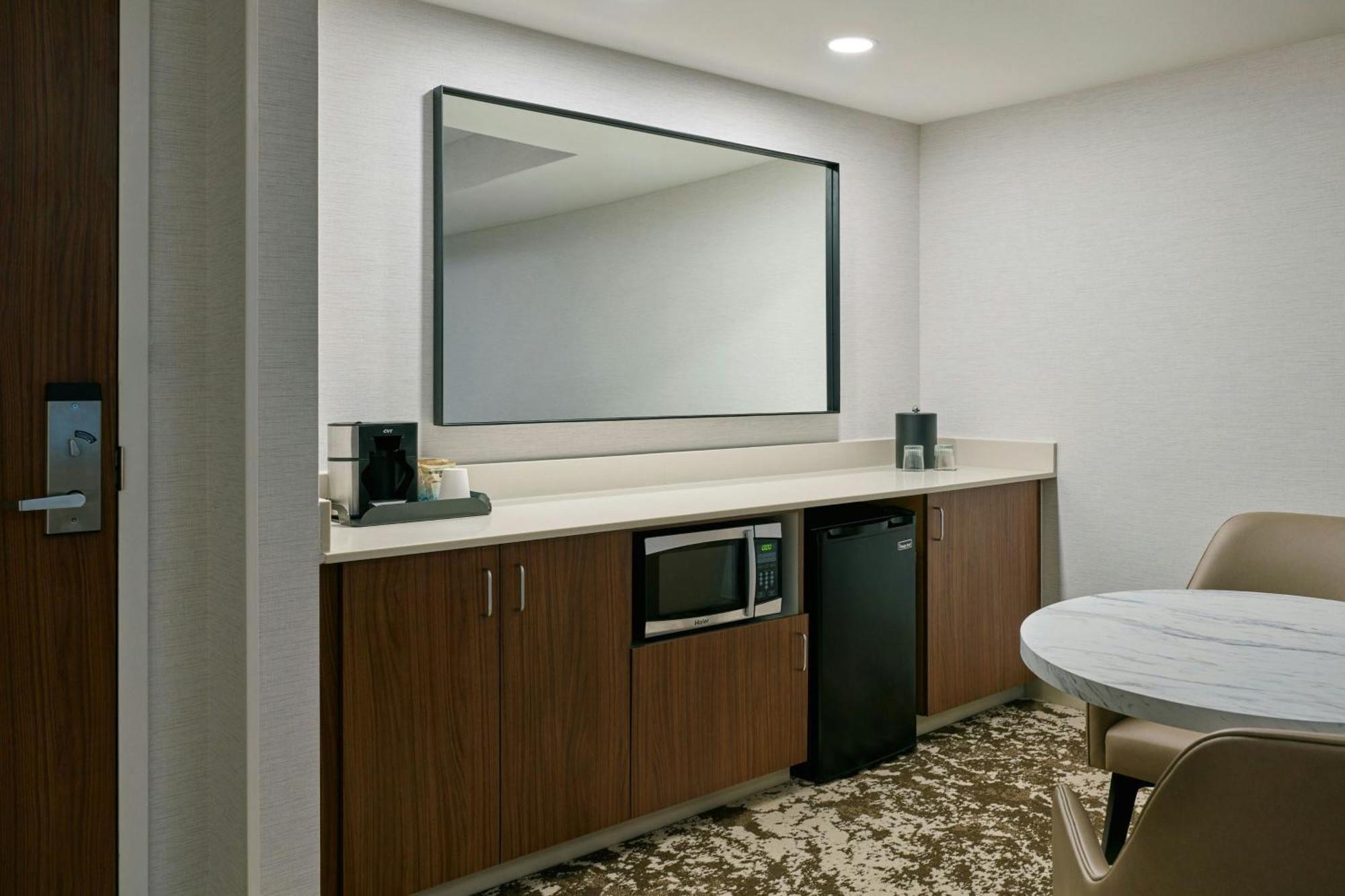 Courtyard By Marriott Los Angeles Pasadena Old Town Exterior foto