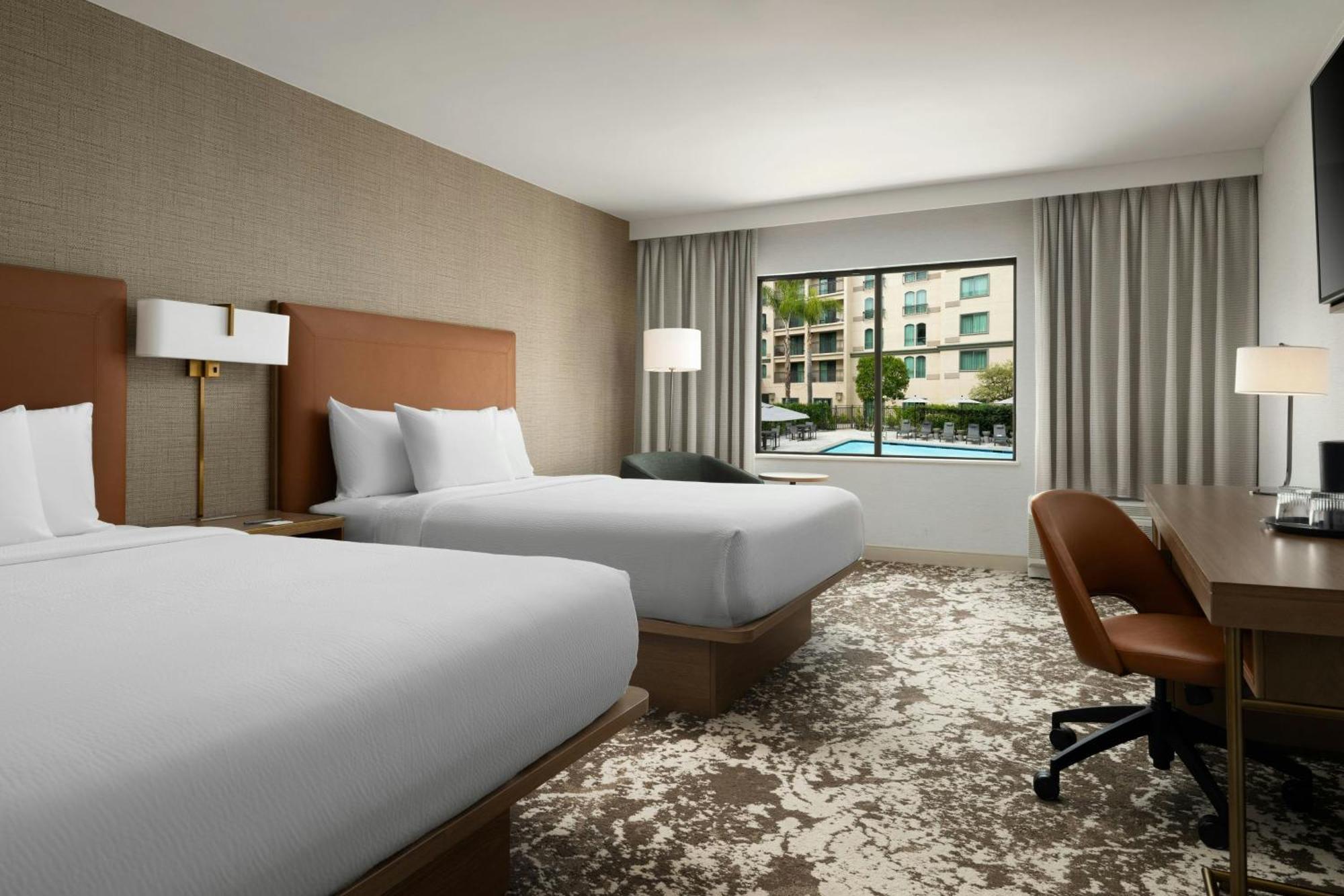Courtyard By Marriott Los Angeles Pasadena Old Town Exterior foto