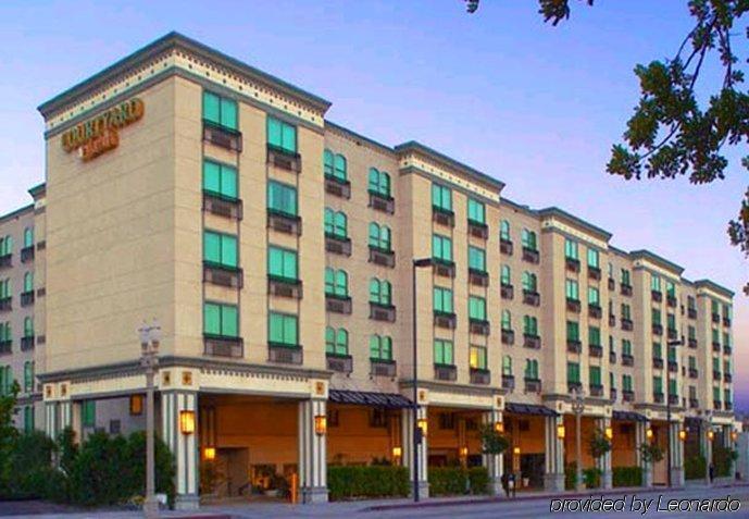 Courtyard By Marriott Los Angeles Pasadena Old Town Exterior foto