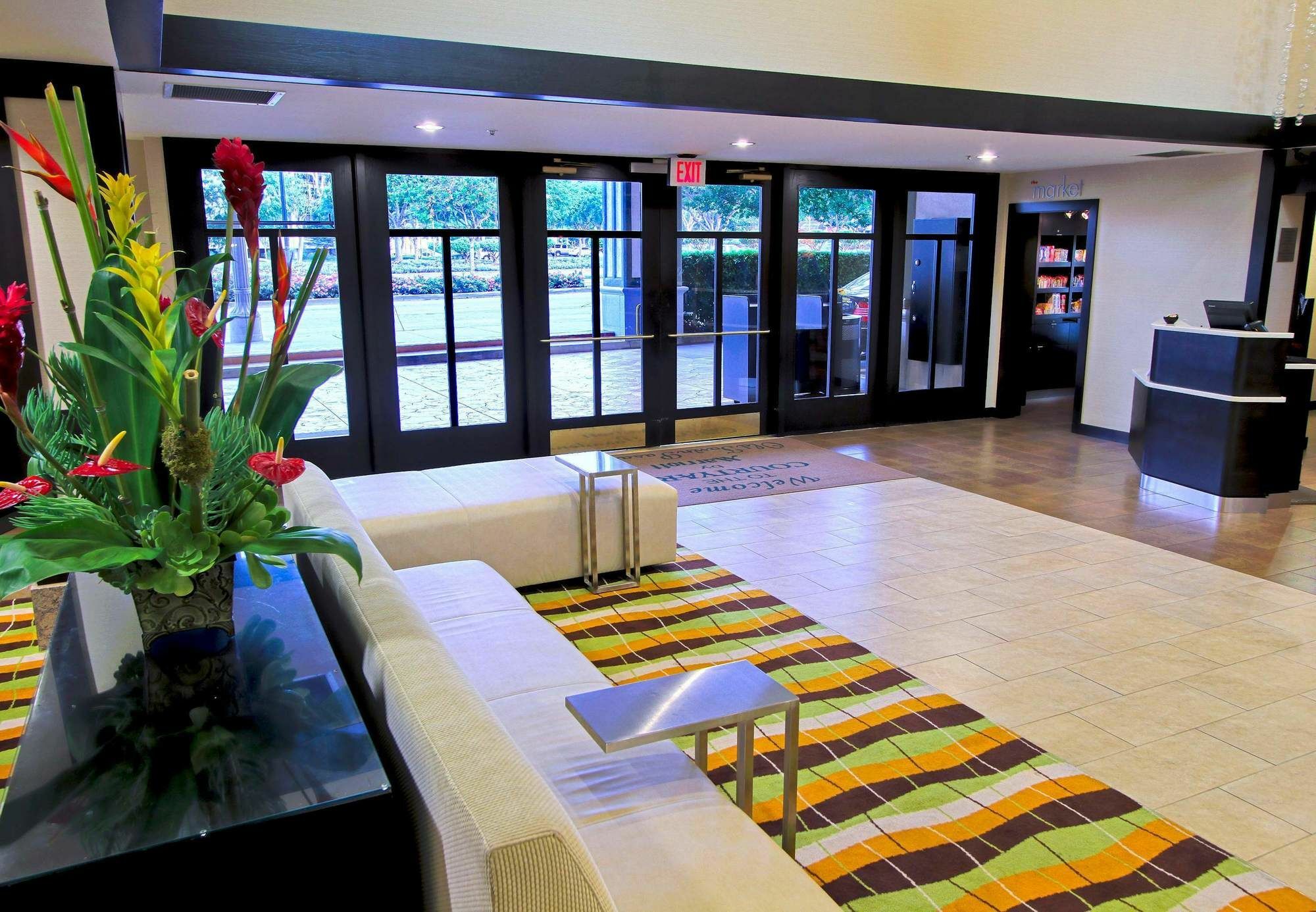 Courtyard By Marriott Los Angeles Pasadena Old Town Exterior foto