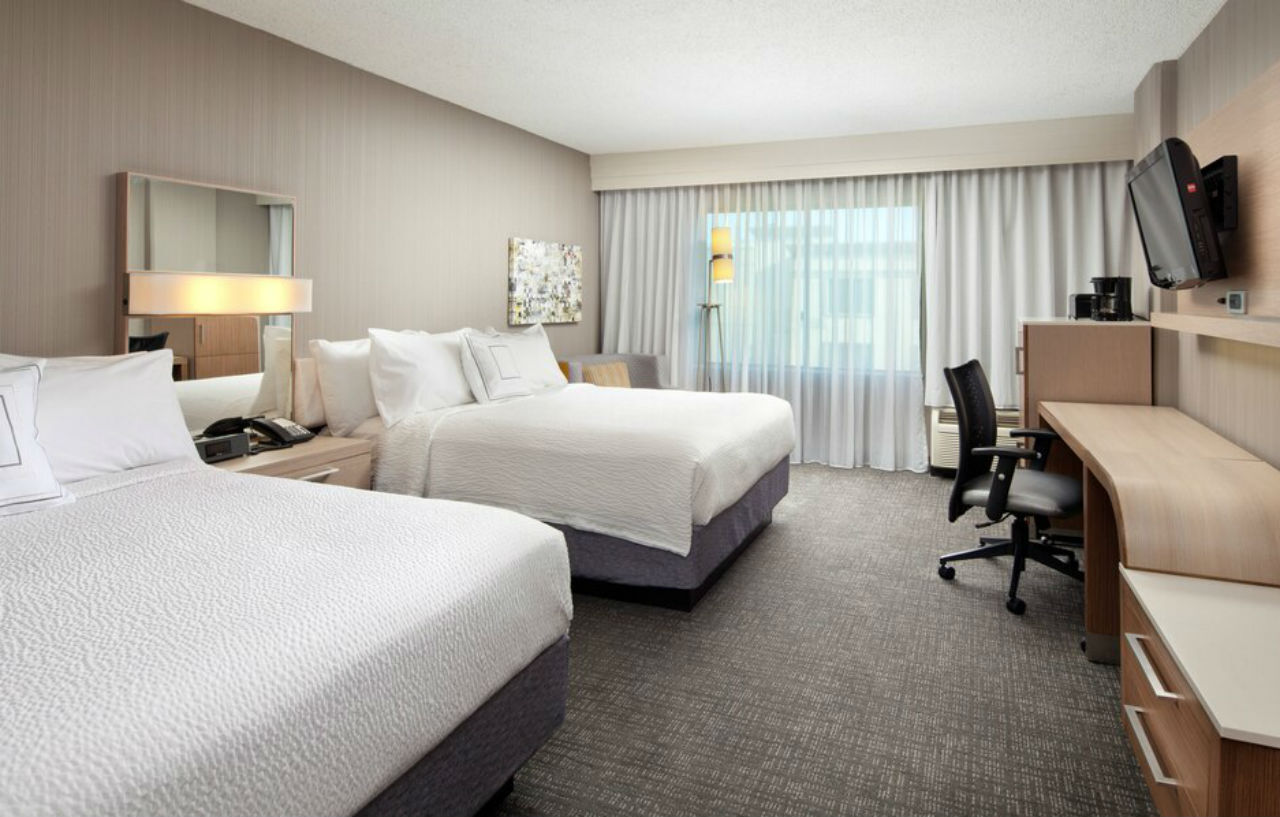 Courtyard By Marriott Los Angeles Pasadena Old Town Exterior foto